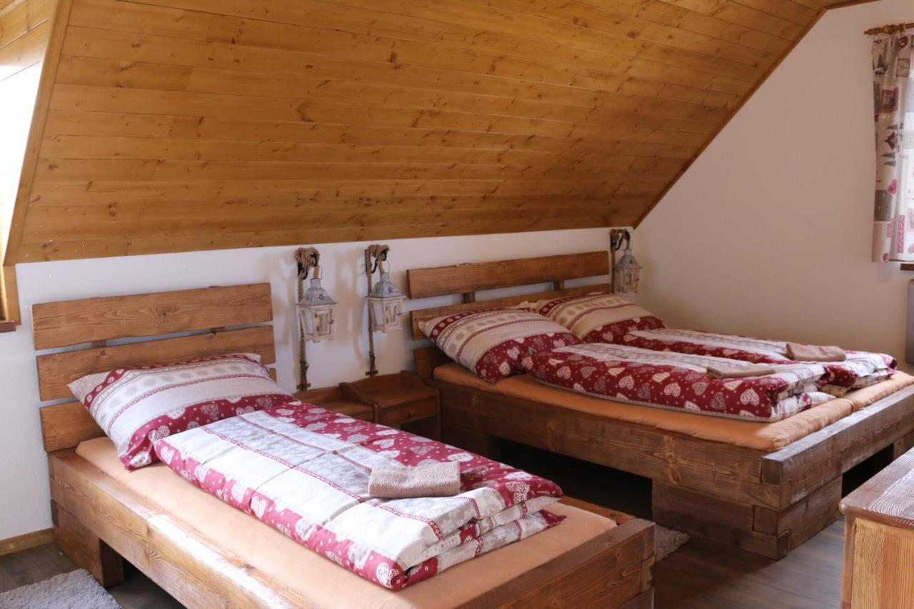Pinus Cembra Villa Stara Lesna Luaran gambar