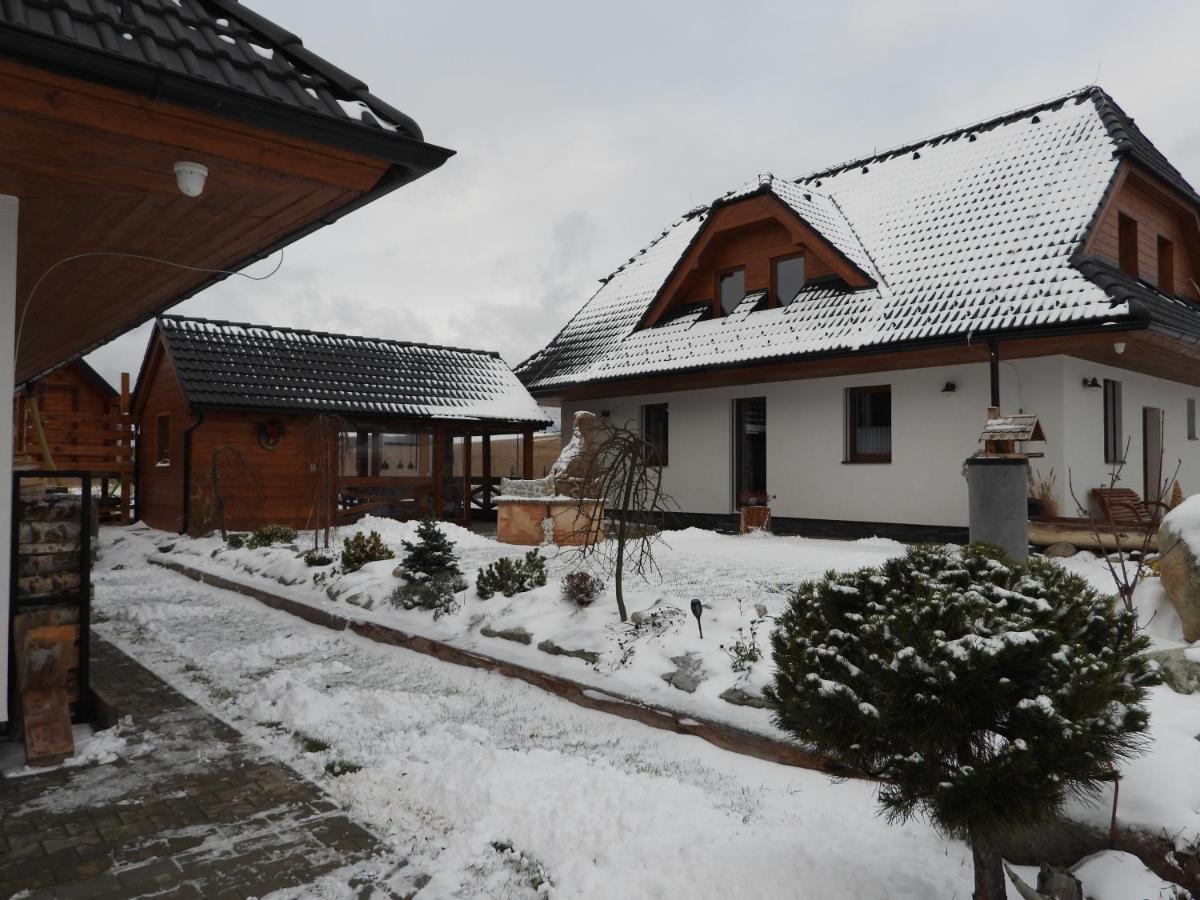 Pinus Cembra Villa Stara Lesna Luaran gambar