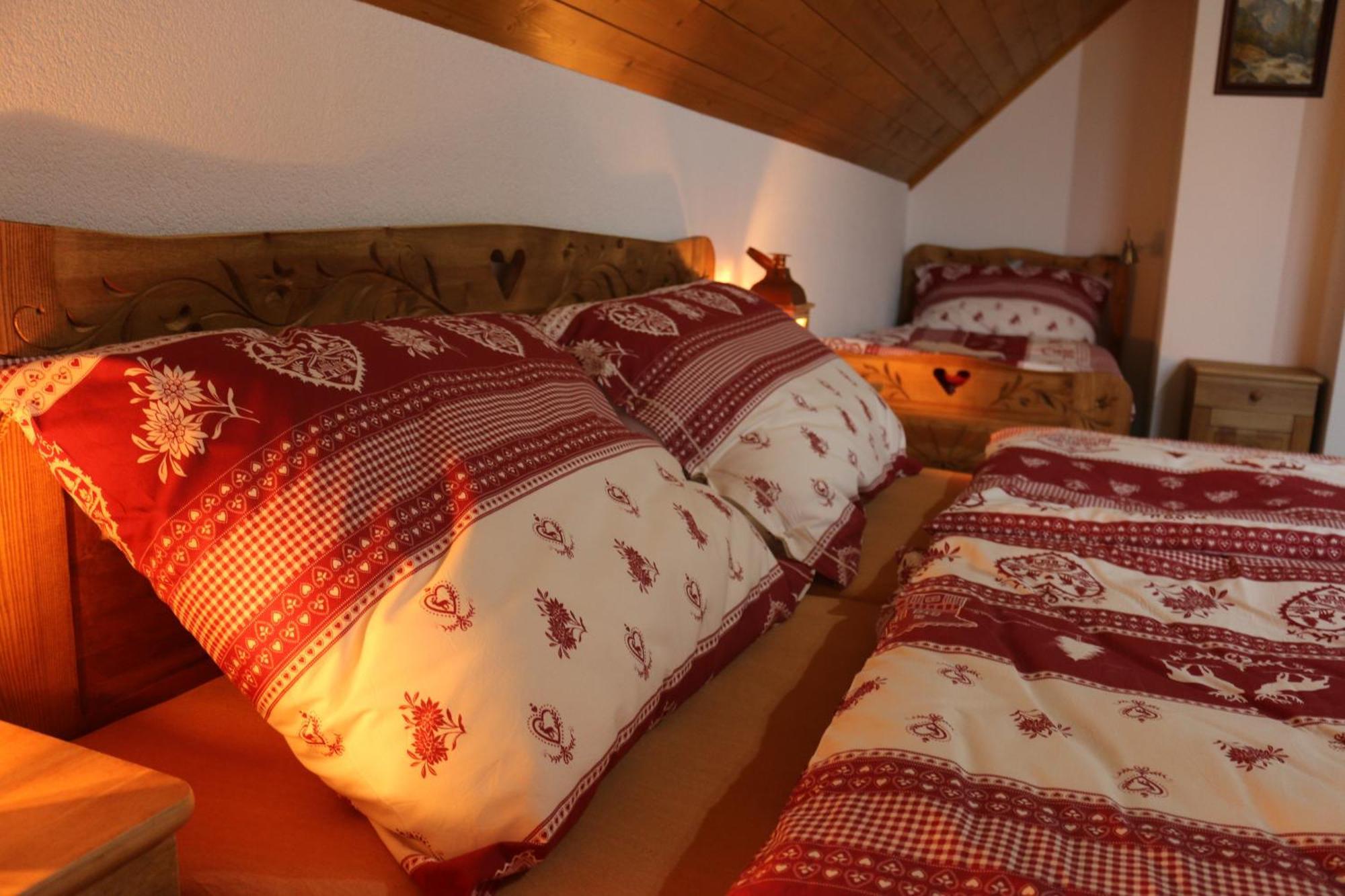 Pinus Cembra Villa Stara Lesna Luaran gambar