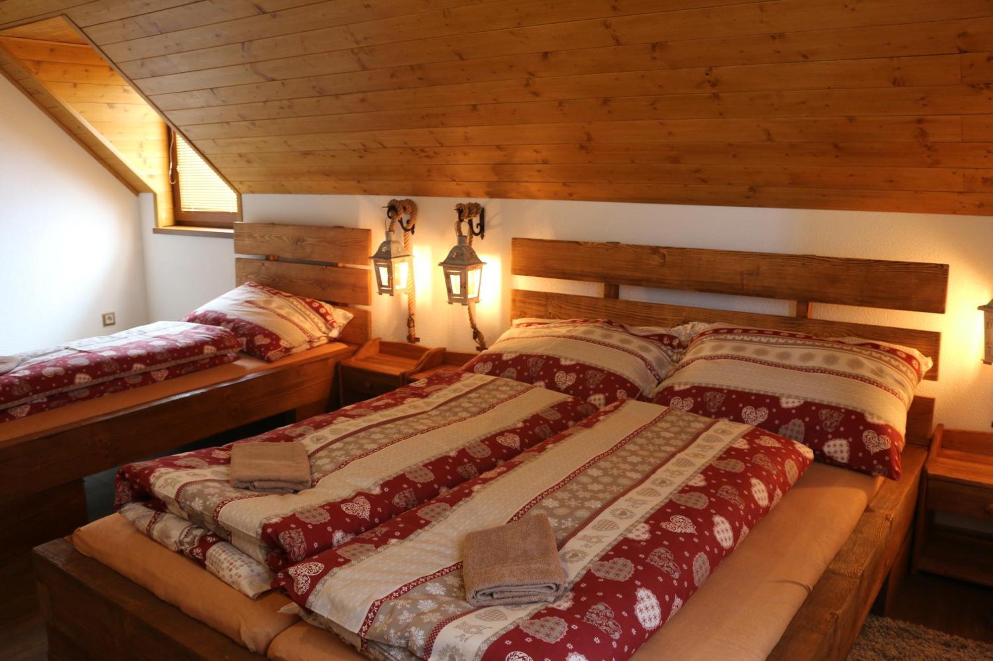 Pinus Cembra Villa Stara Lesna Luaran gambar