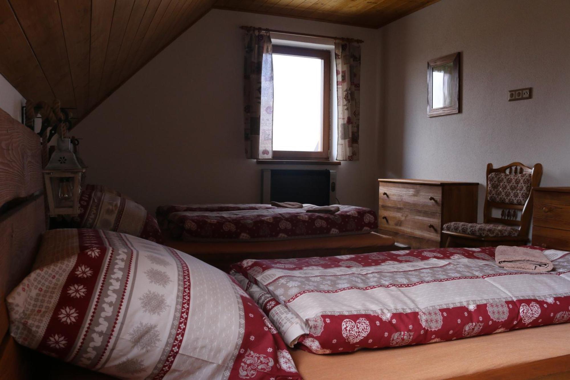 Pinus Cembra Villa Stara Lesna Luaran gambar